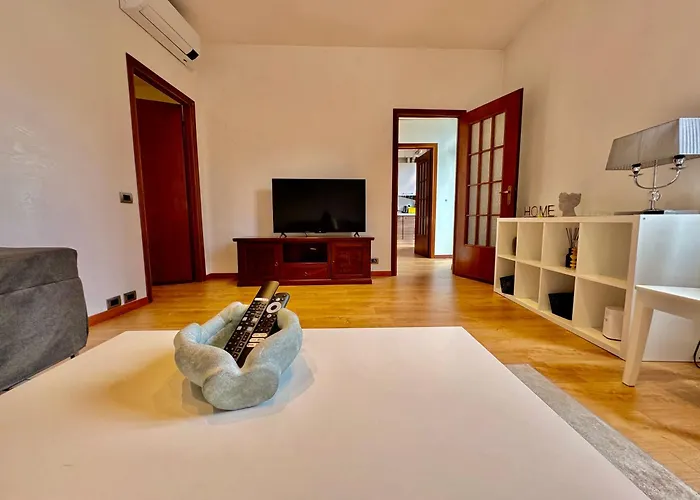 2bd Near The Station Apartment *