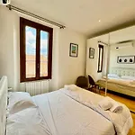2bd Near The Station דירה