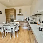 דירה 2bd Near The Station קומו