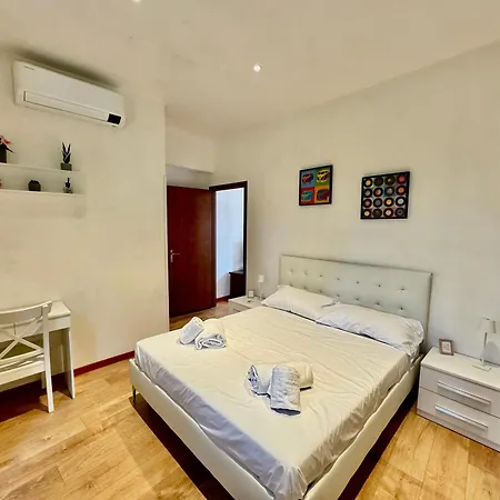 2bd Near The Station Апартаменты Комо