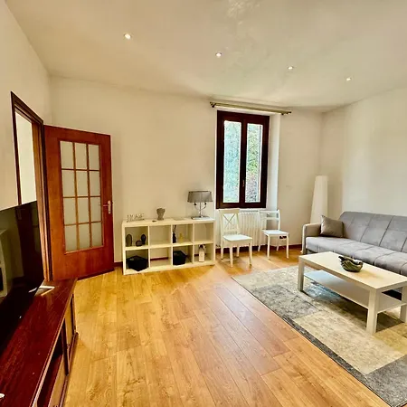 2bd Near The Station Como