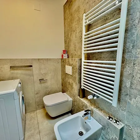 2bd Near The Station * Como