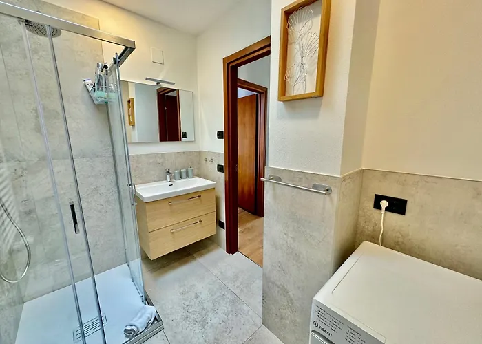 2bd Near The Station 아파트 *