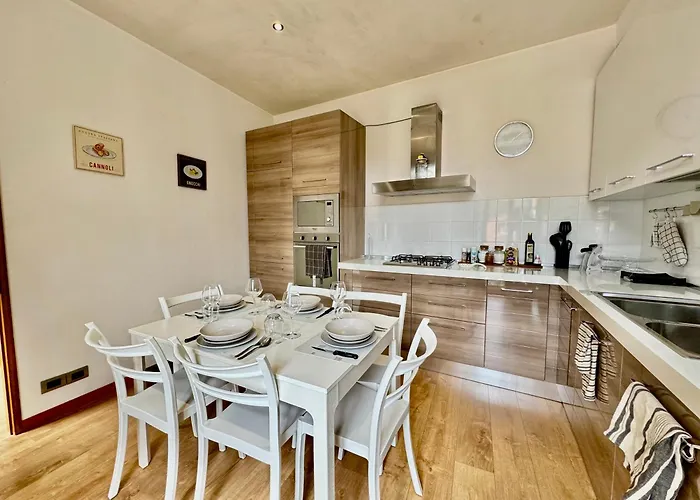 2bd Near The Station Apartamento *